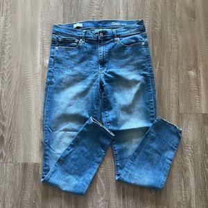 Gap Medium Wash Jeans